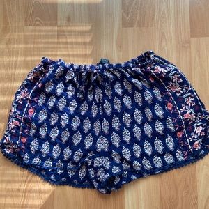 Flowy shorts